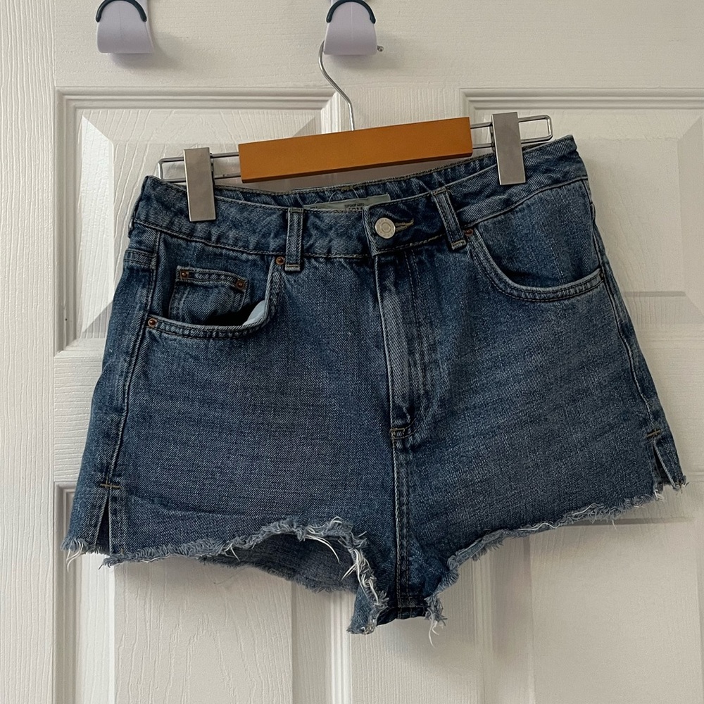 Cutoff Mom Jean Shorts